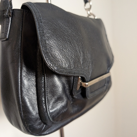 Coach Taylor Black Leather Shoulder Bag with flap front Nr. M1382-F27481 - Picture 2 of 16